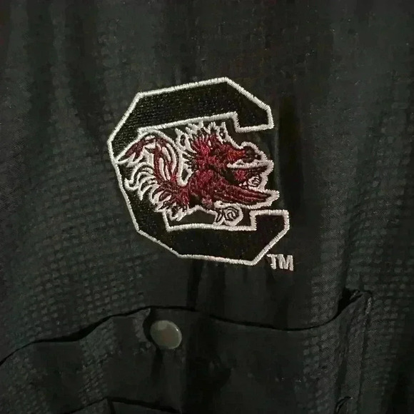 Knights Apparel Carolina Gamecocks Short-Sleeve River Shirt - Picture 3 of 6